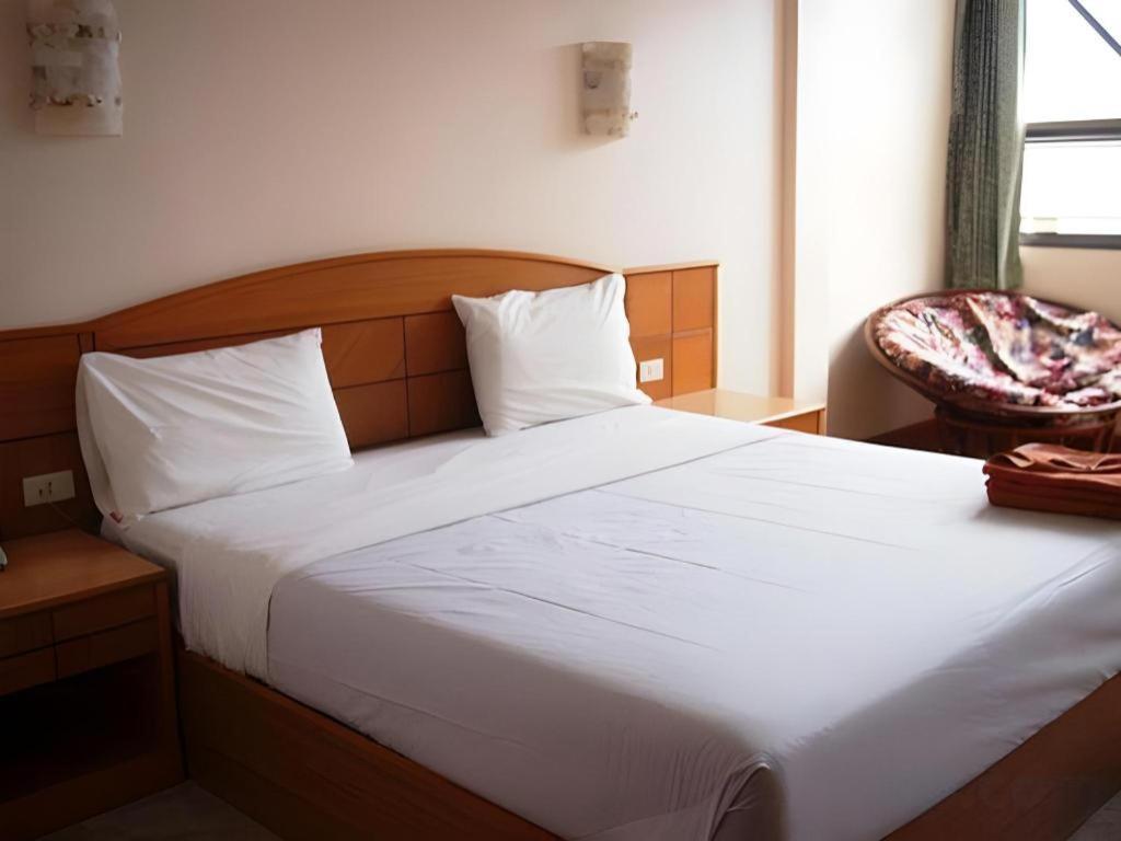 P.72 Hotel Pattaya Eksteriør billede