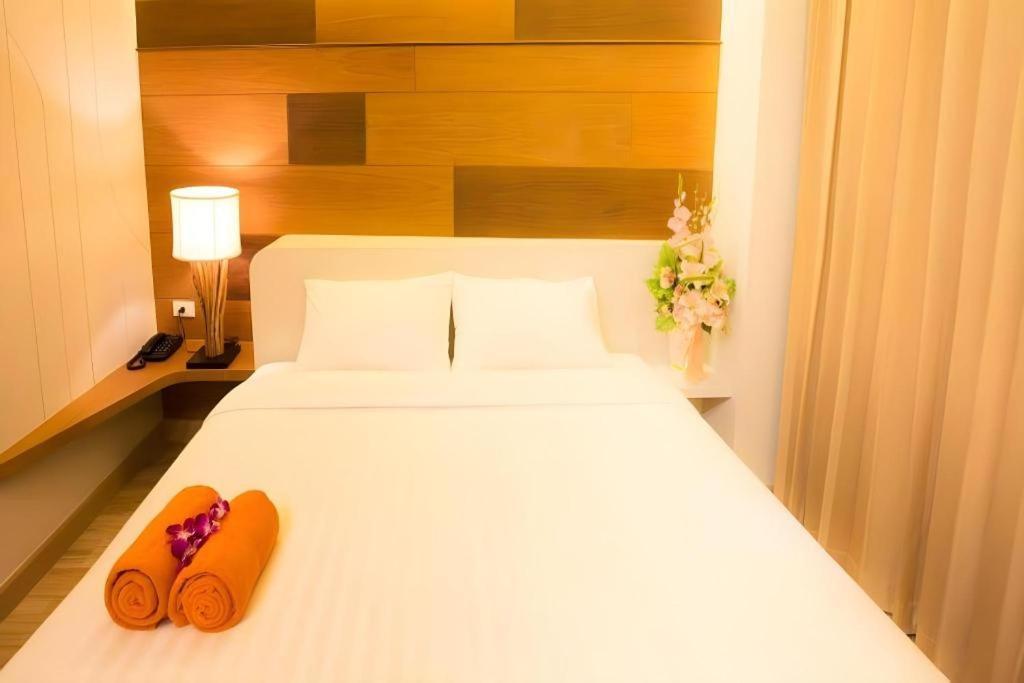 P.72 Hotel Pattaya Eksteriør billede